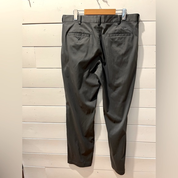 🩶 Nike Golf Dri-Fit Pants – Size 34x32 – Grey - Picture 8 of 8